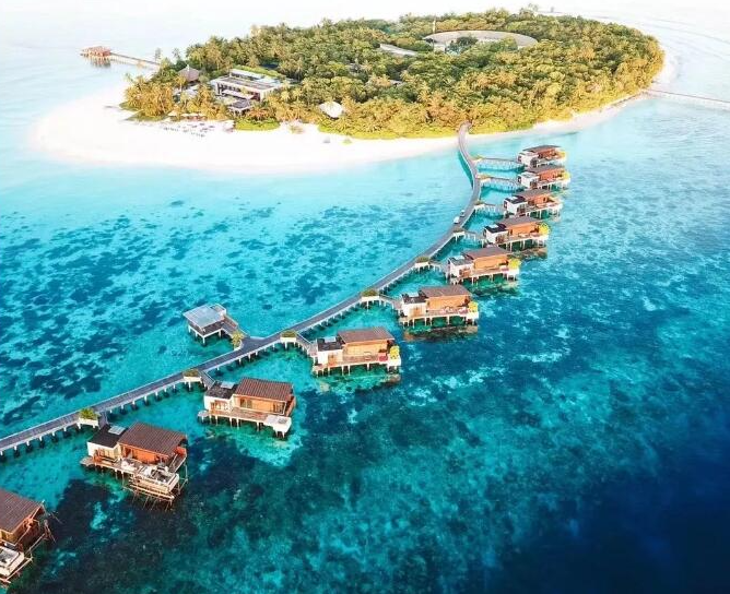 马尔代夫哈达哈岛柏悦酒店：奢华水上度假体验